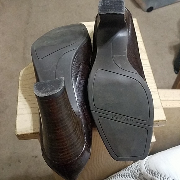 Shoes - Picture 3 of 5